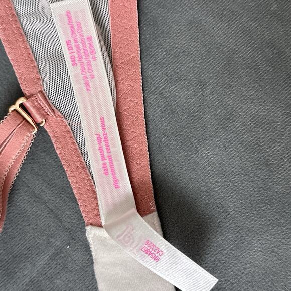 Victoria's Secret Pink Date Push Up Bra Size 34D Padded Underwire Cage Strappy - Picture 9 of 9